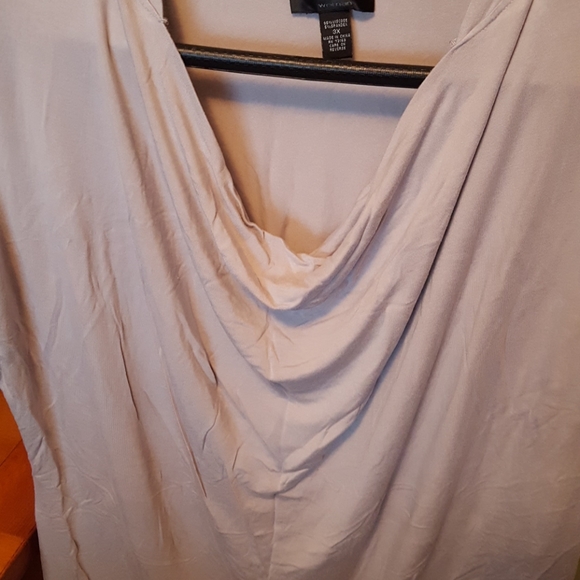 [3/$30] Woman's grey/silver blouse - Picture 2 of 4